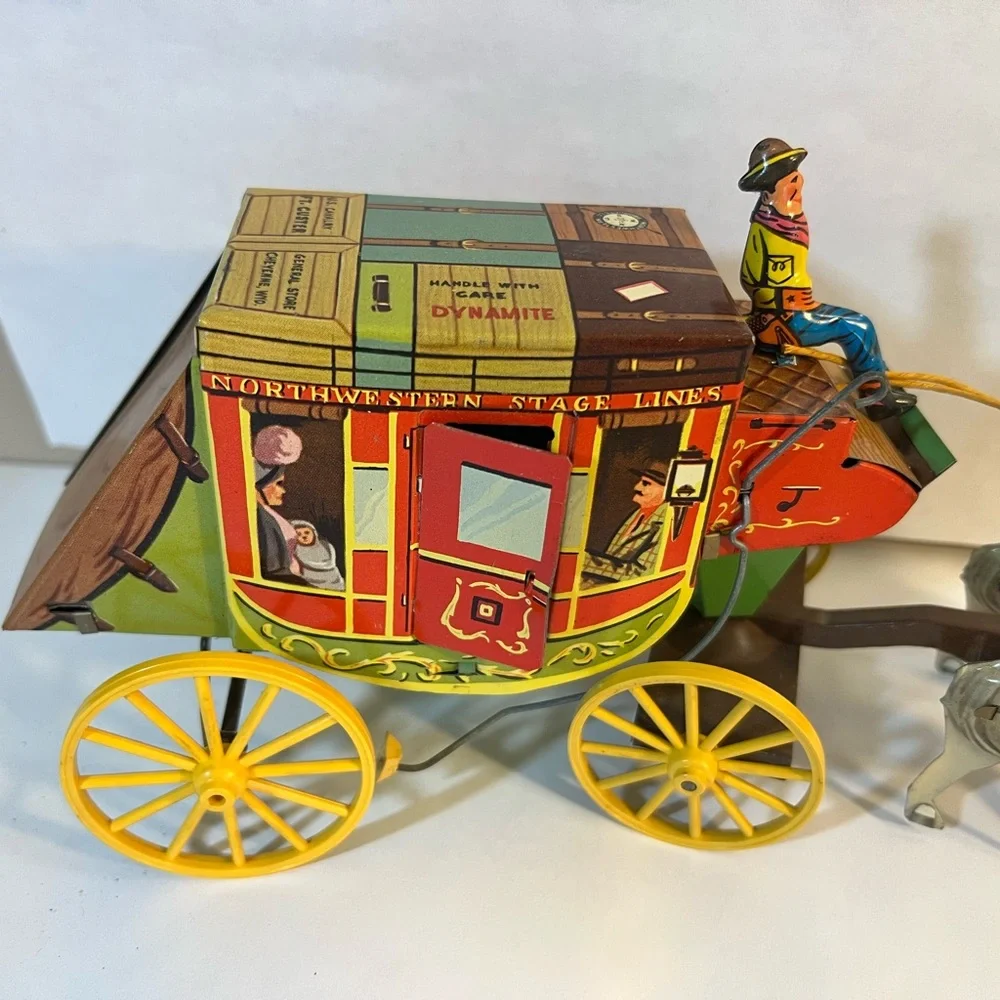 Vintage tin toy Northwestern Stage coach with horses , box and brochure. - Picture 4 of 14